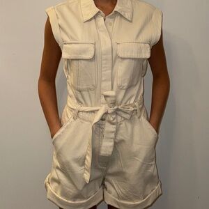Dynamite Sleeveless Utility Romper – Beige